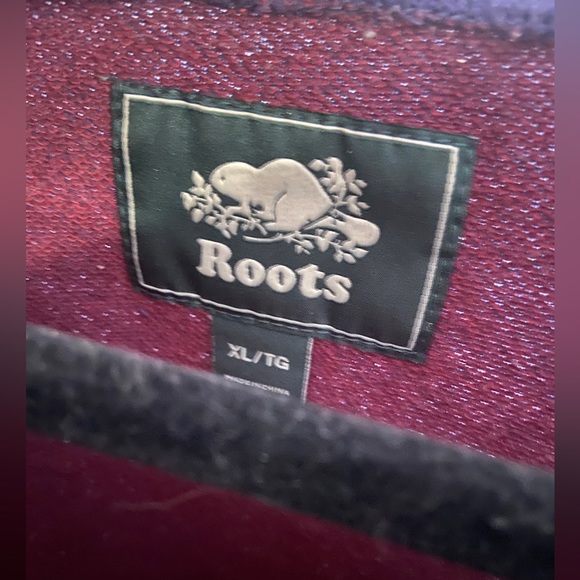 Root Sweat Shirt with Asymmetrical Side Snaps - Picture 5 of 5